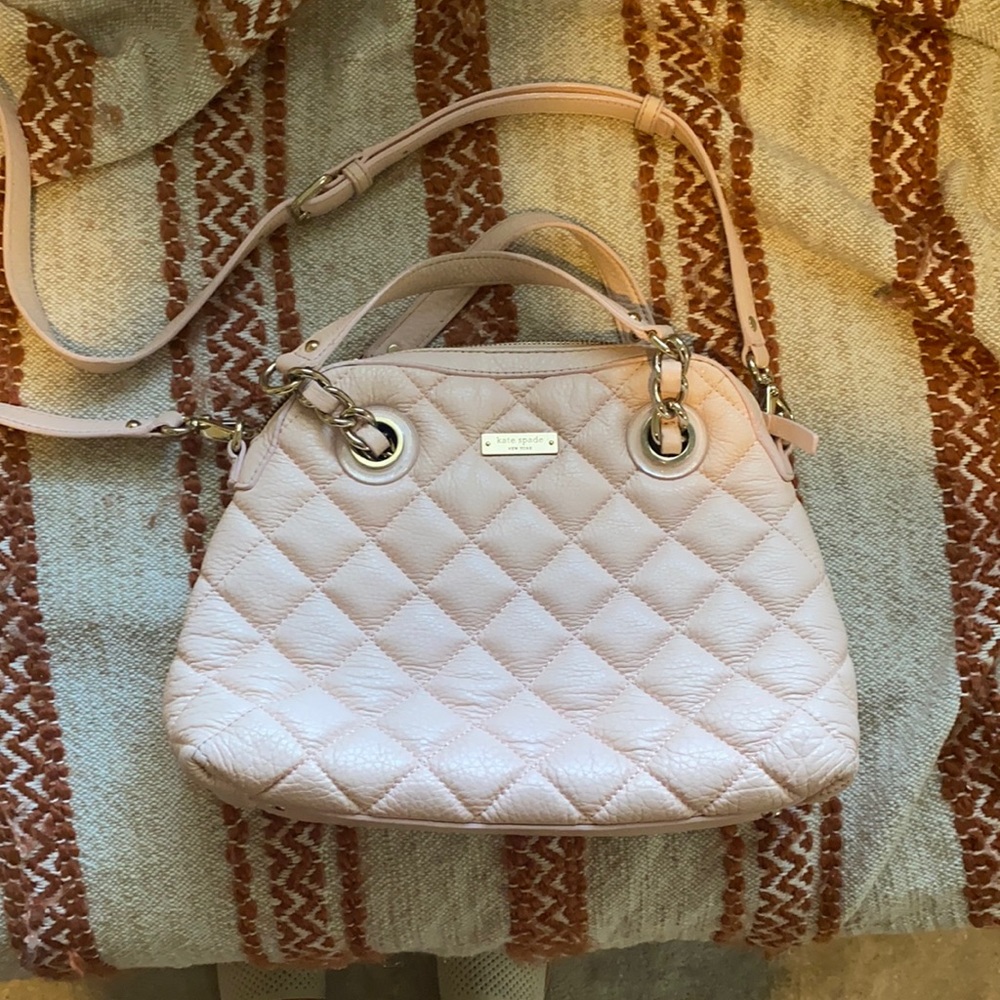 Kate Spade pink leather quilted crossbody purse 💗